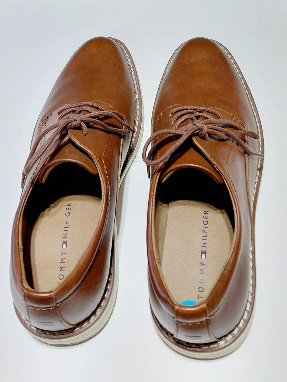 TOMMY HILFIGER  Men’s Brown Hiday Oxford Shoe Size 10